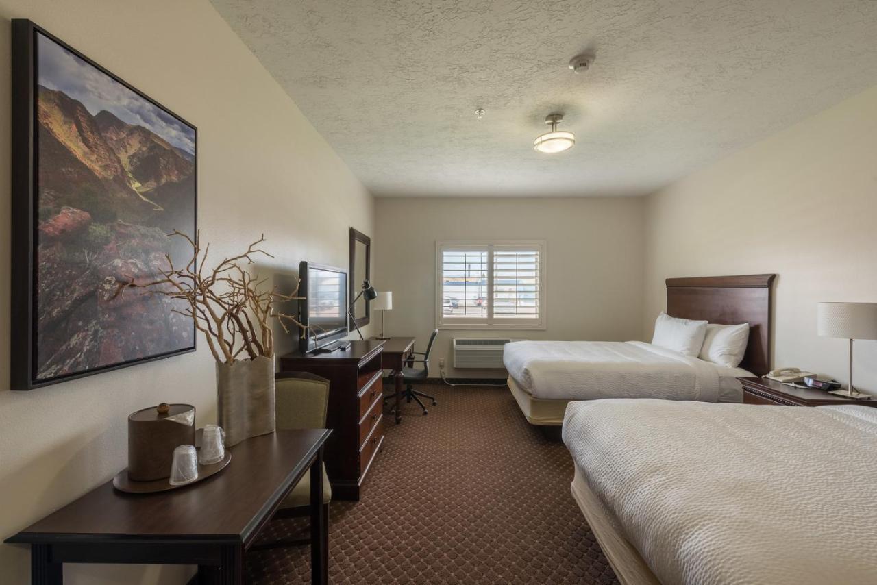Landmark Inn And Suites Vernal Exteriör bild